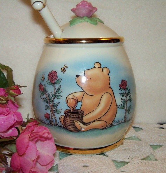lenox classic pooh