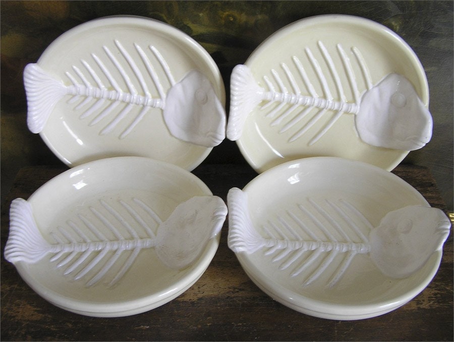 4 Unique Fish Bone Plates Vintage Ceramic