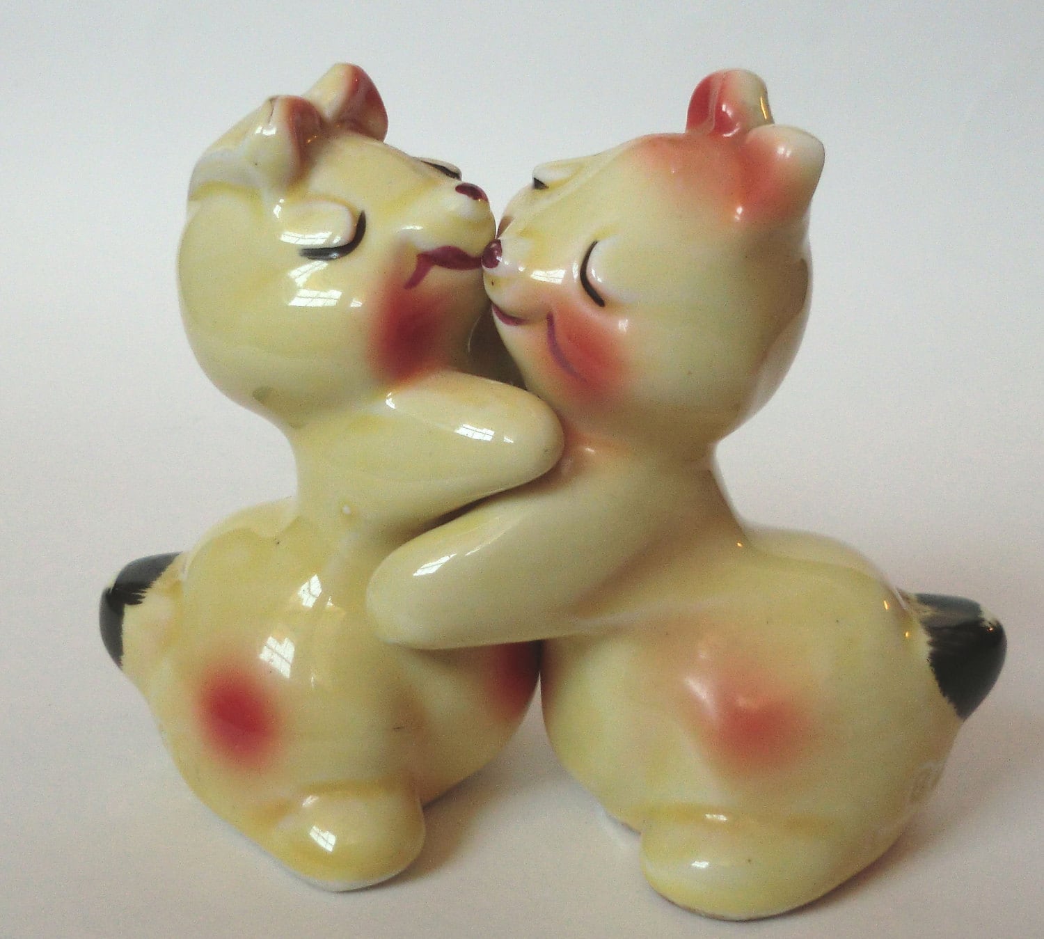 VINTAGE Bunny Hug Salt and Pepper SHAKERS