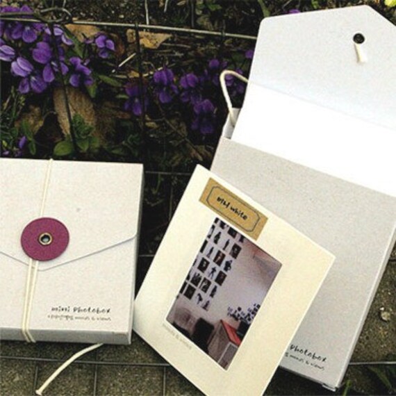 WHITE Mini Photo Frame Set 20 sheets