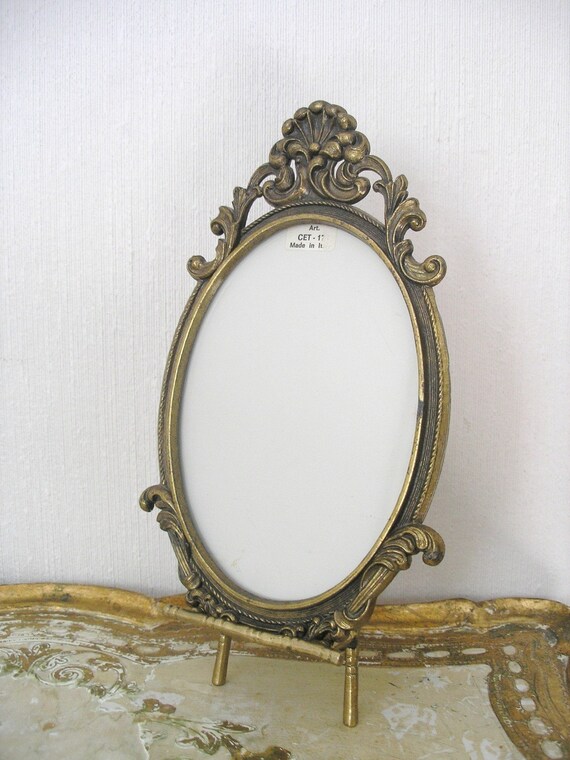 Brass Oval Picture Frame