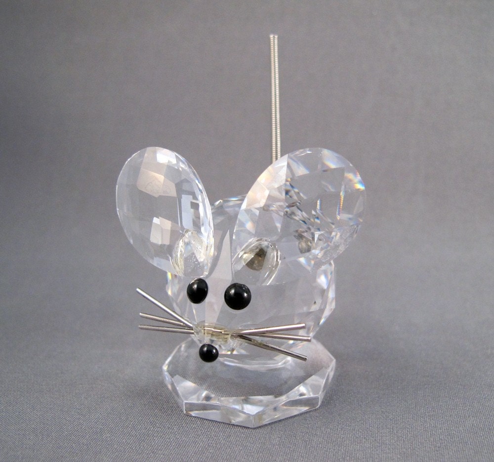 swarovski mouse with metal tail