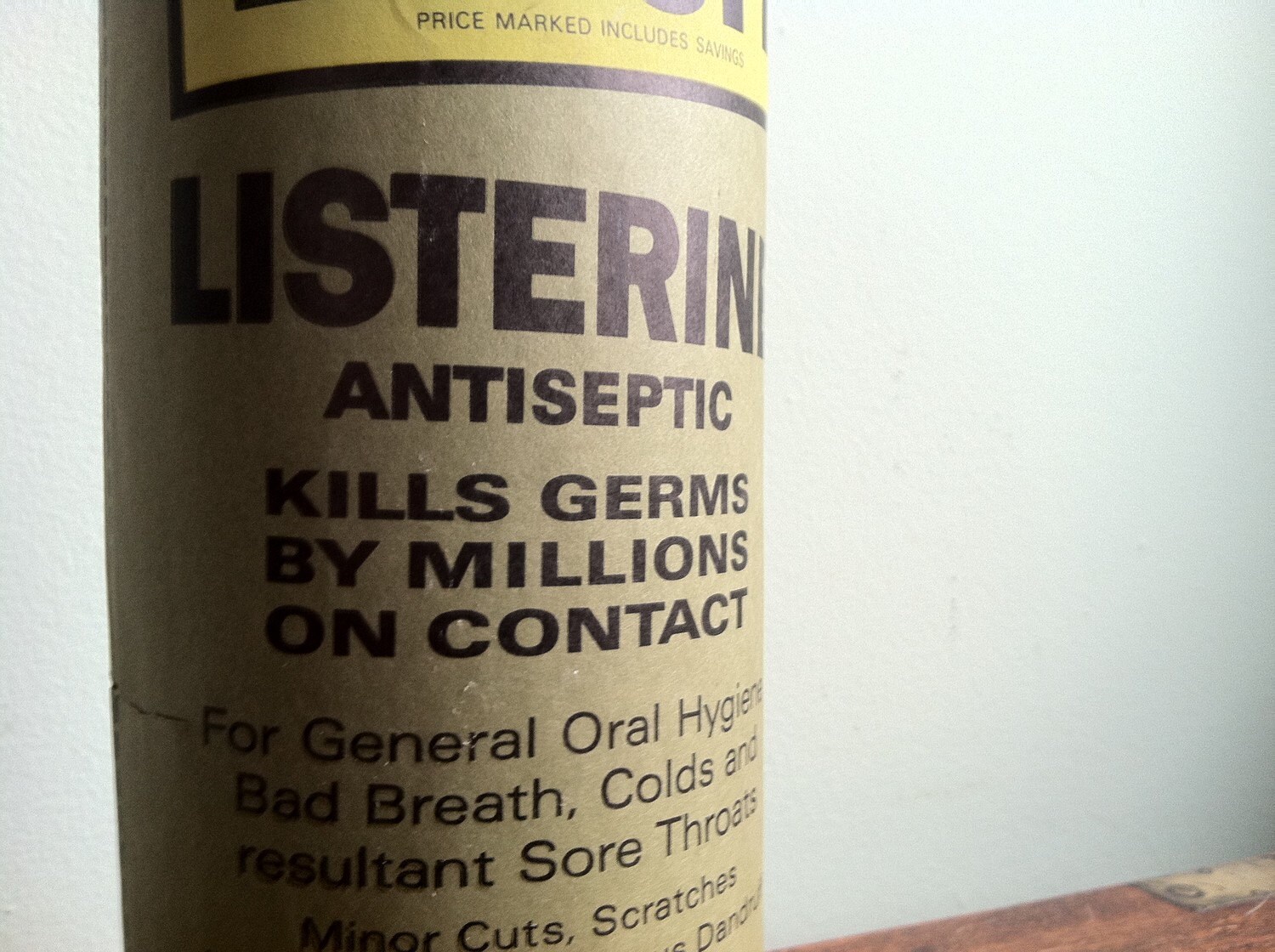 Still Sealed Vintage Listerine Bottle 32 Fluid Ounces
