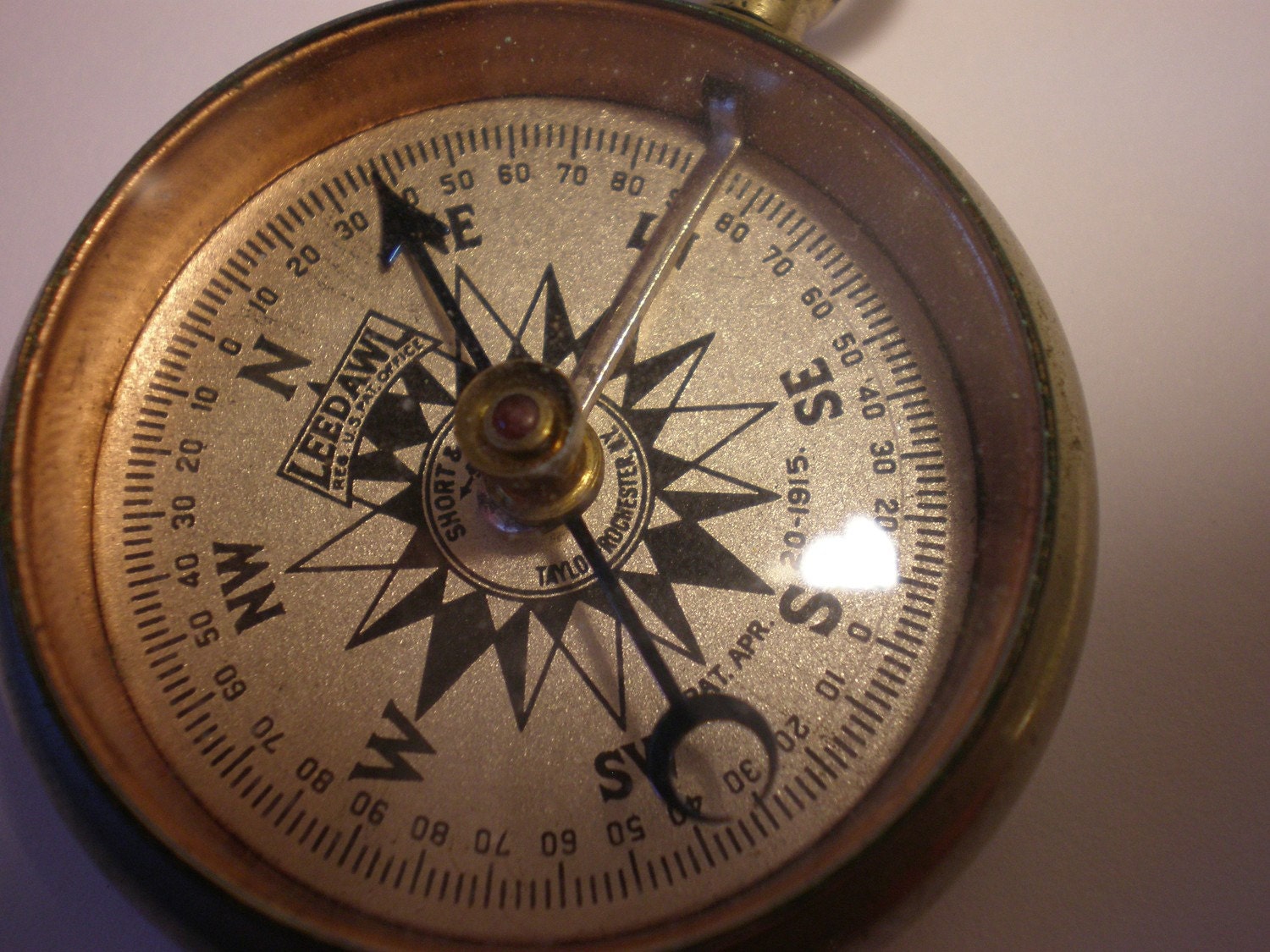 Vintage Antique Compass 1915 Beautiful condition