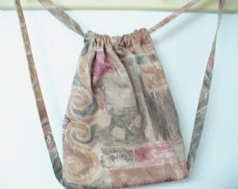 Gold and brown backsack