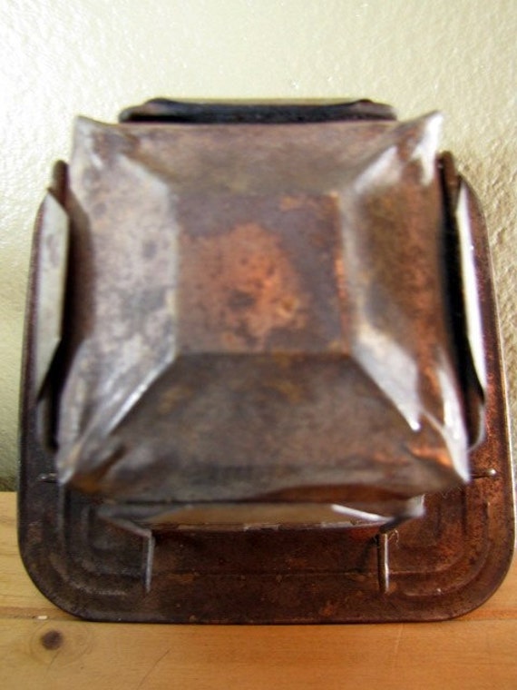 Old Rusty Campfire/Stovetop Toaster