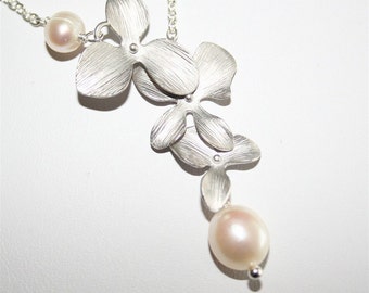 Orchid Necklace, Silver Orchid, Freshwater Pearls, Orchids Necklace, Bridesmaid Gift , Flower Necklace, Sterling Silver, Wedding Necklace