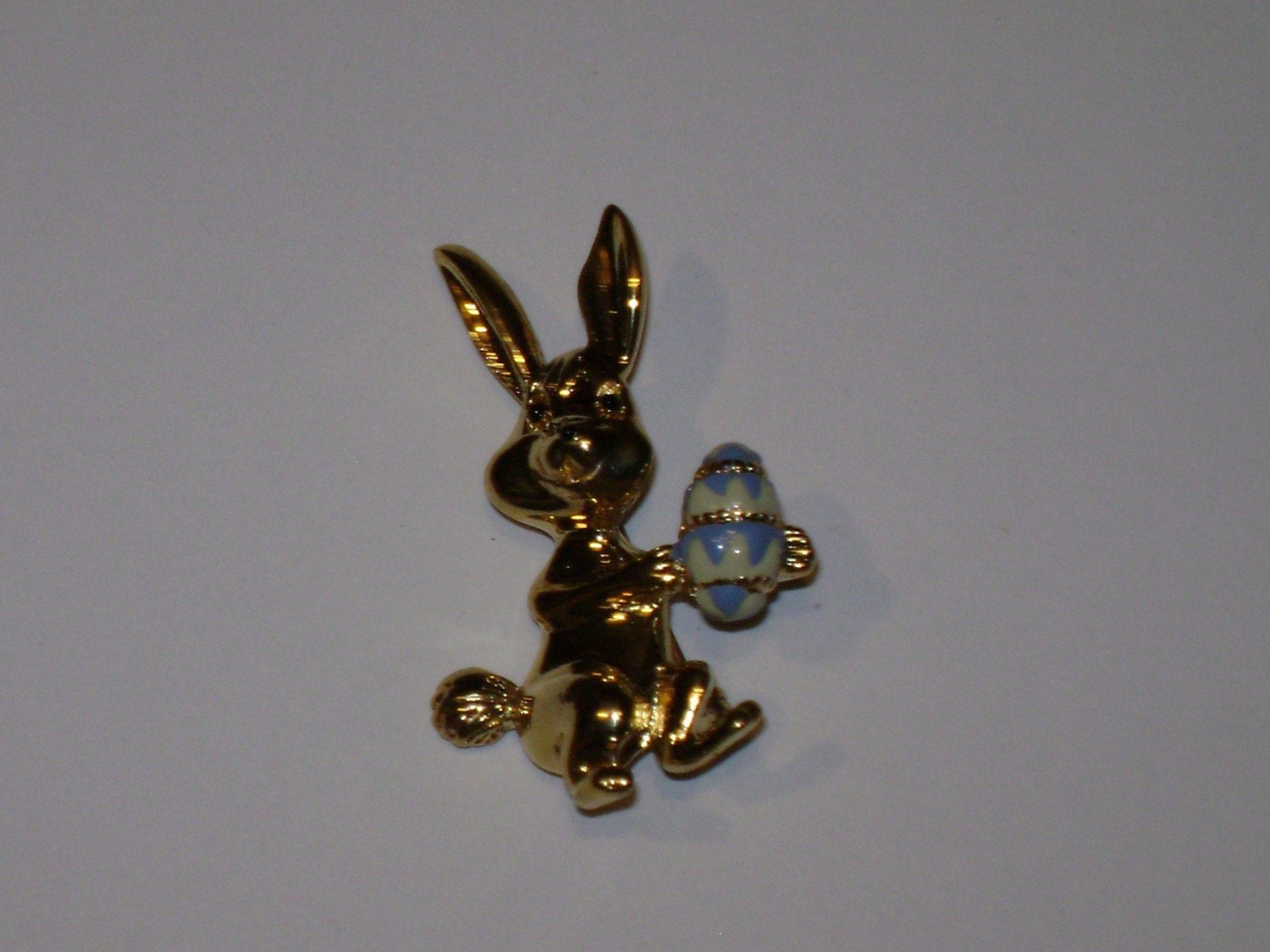 VINTAGE EASTER BUNNY Pin Signed Gerry's