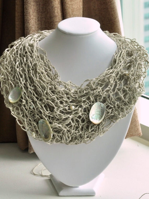 Fish in Net Linen necklace with shells and pearls by Cynamonn