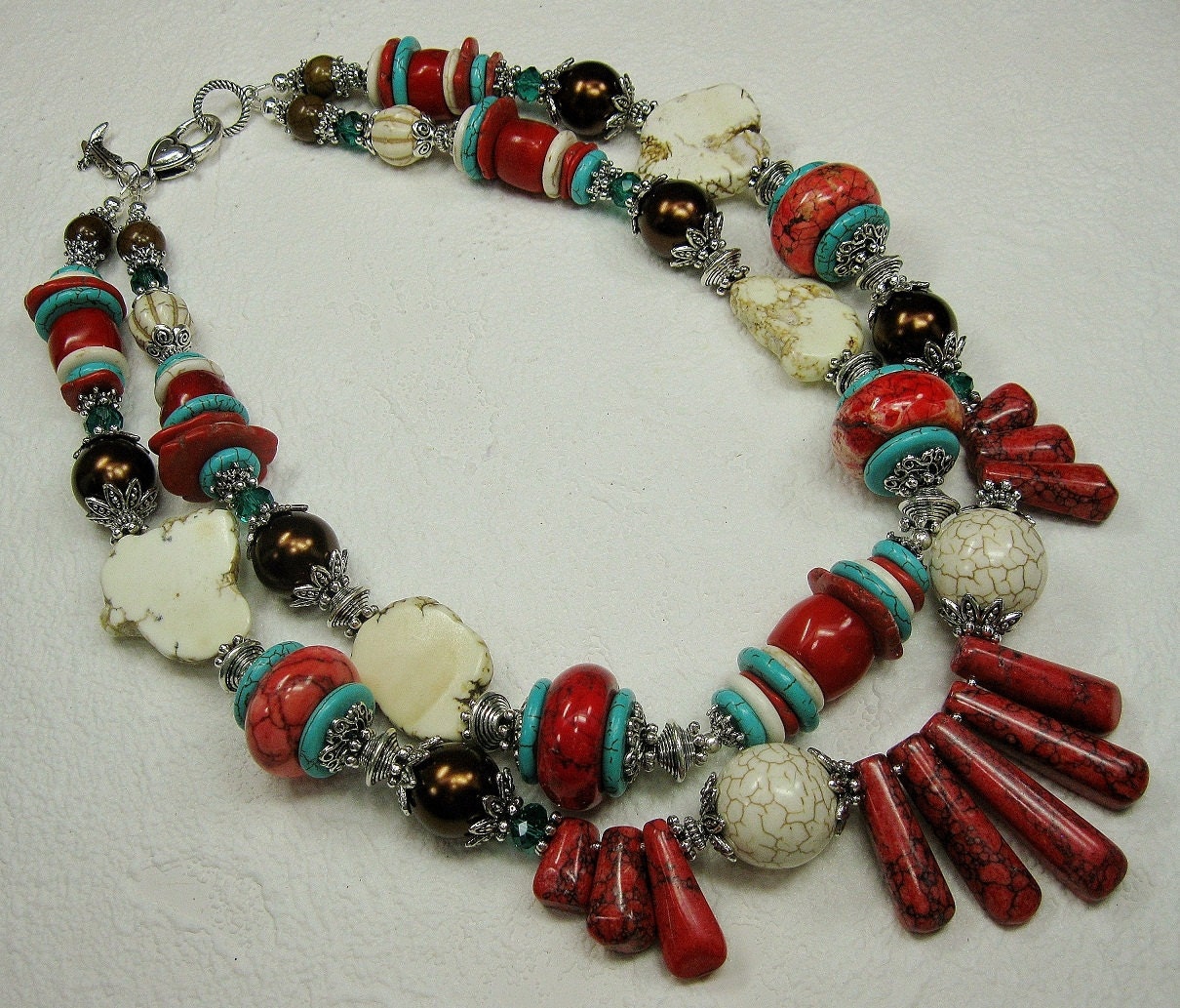 SOUTHWESTERN STYLE Cowgirl Necklace Chunky Red / Turquoise