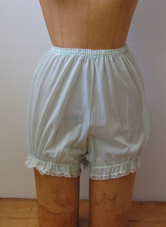 Vintage 1950s Bloomers Nylon Seafoam Panties The Virginia