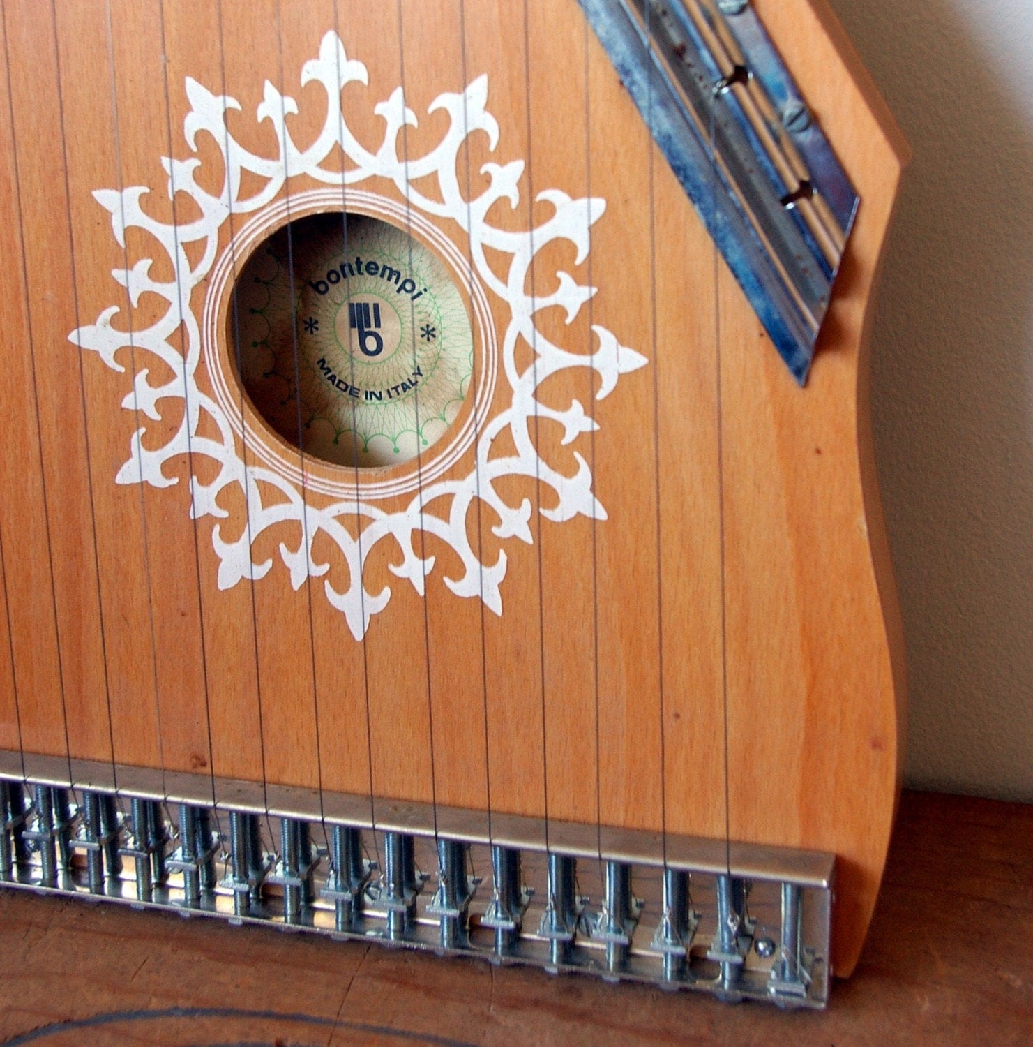Beautiful Bontempi Italian Lap Harp or Zither