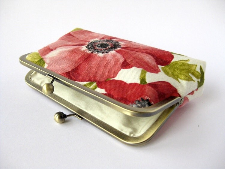 Floral linen clutch purse in silk lining Bridesmaid by BagNoir