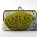 Chartreuse Dandelion clocks clutch in silk lining Bag Noir