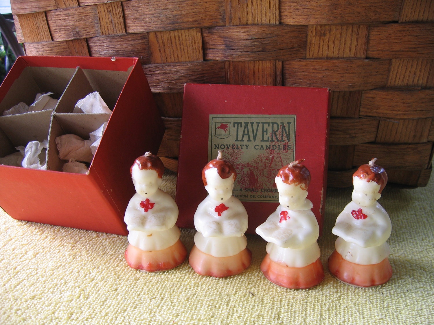 4 vintageTAVERN Novelty Candles SOCONY Vacuum Oil Co small
