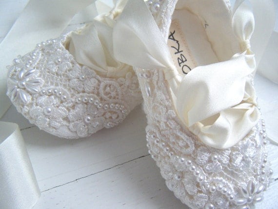 Items similar to Ultimate Baby Ballet, Ivory Slipper Shoes, Flower Girl ...