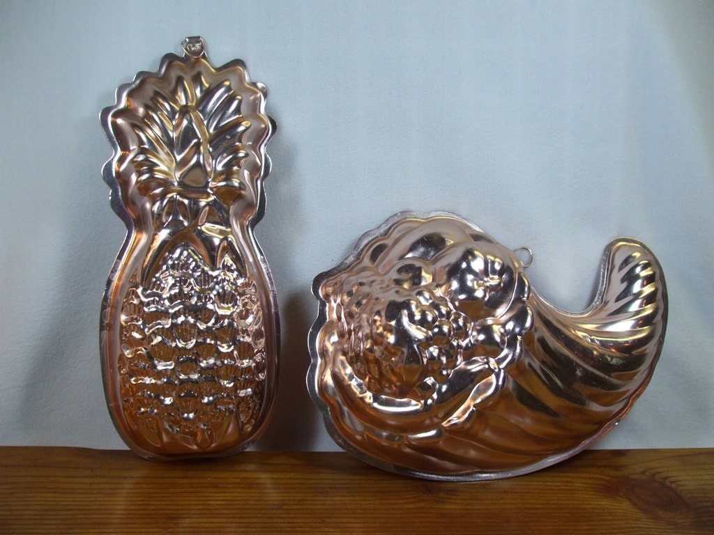 Vintage Jello Moldsset of 2 by trappedintheattic on Etsy