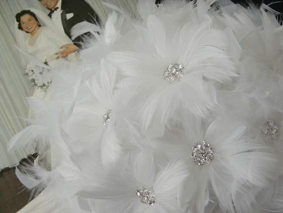 White feather bridal bouquet by ChloeAnnDesigns on Etsy
