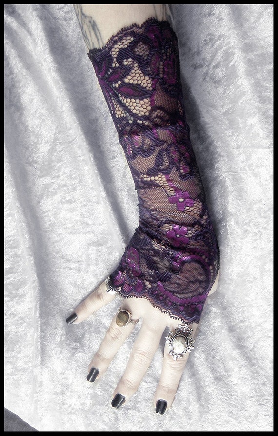 Abelina Long Lace Fingerless Gloves Plum Purple Violet 0821