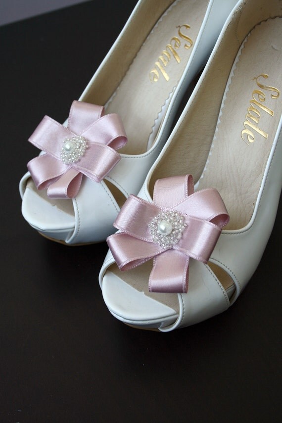 Items similar to Handmade Blush Pink Beady Bow Shoe Clip 2 PCS Bridal