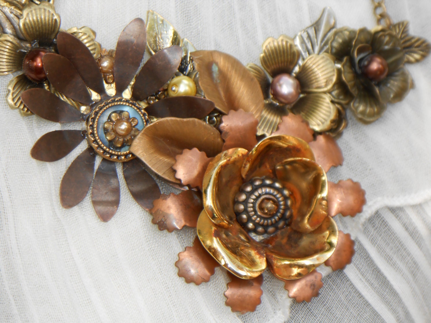 Large Vintage Metal Flowers Necklace
