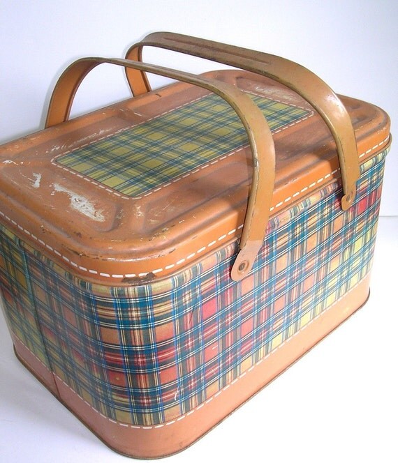 Vintage Metal Picnic Basket by folkcity on Etsy