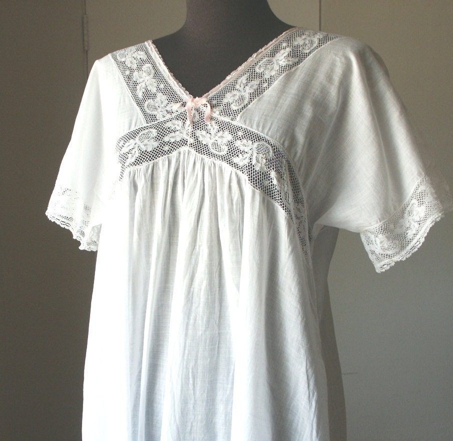 Vintage 20's Nightgown White Cotton with Lace Romantic