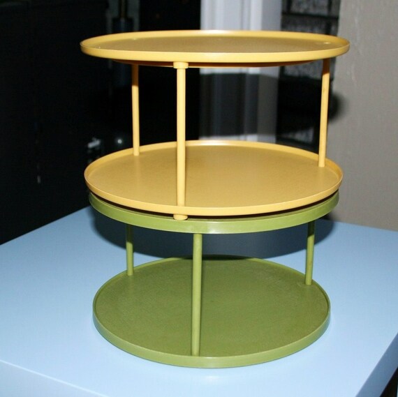 Vintage 2 Tier Rubbermaid Lazy Susan Swivel Turntable Spice