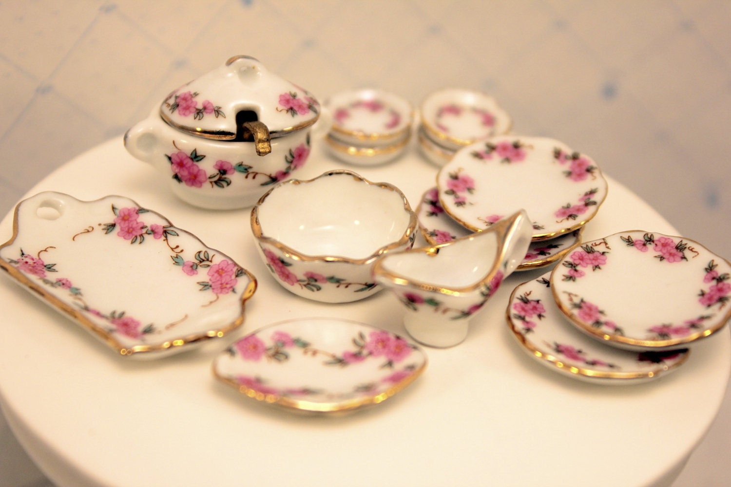 Miniature Dinnerware Set Dollhouse China by MothersMiniTreasures