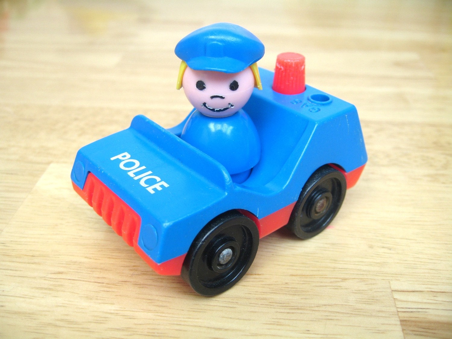 1981 fisher price police car