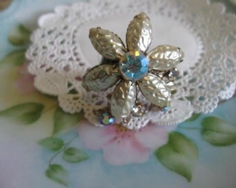 vintage flower old ooak flower and rhinestone collage ring. Art From the Past