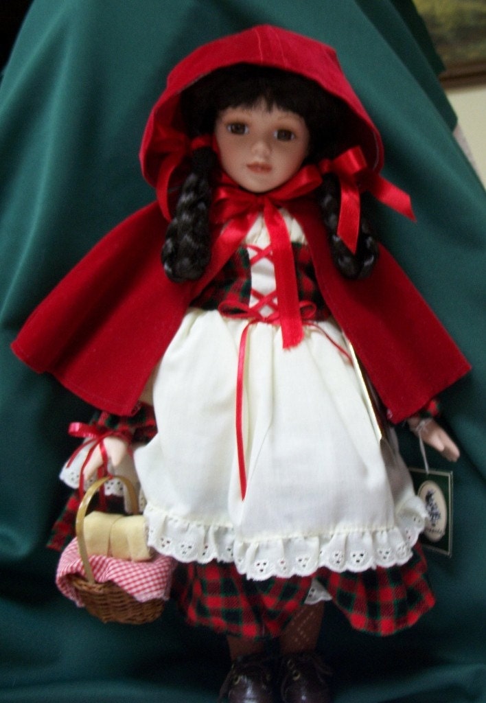 doll hood