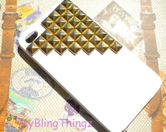 Gold Metal Pyramid Studs on Bright White Case Cover for Apple iPhone 4 4G 4S AT&T Verizon Sprint
