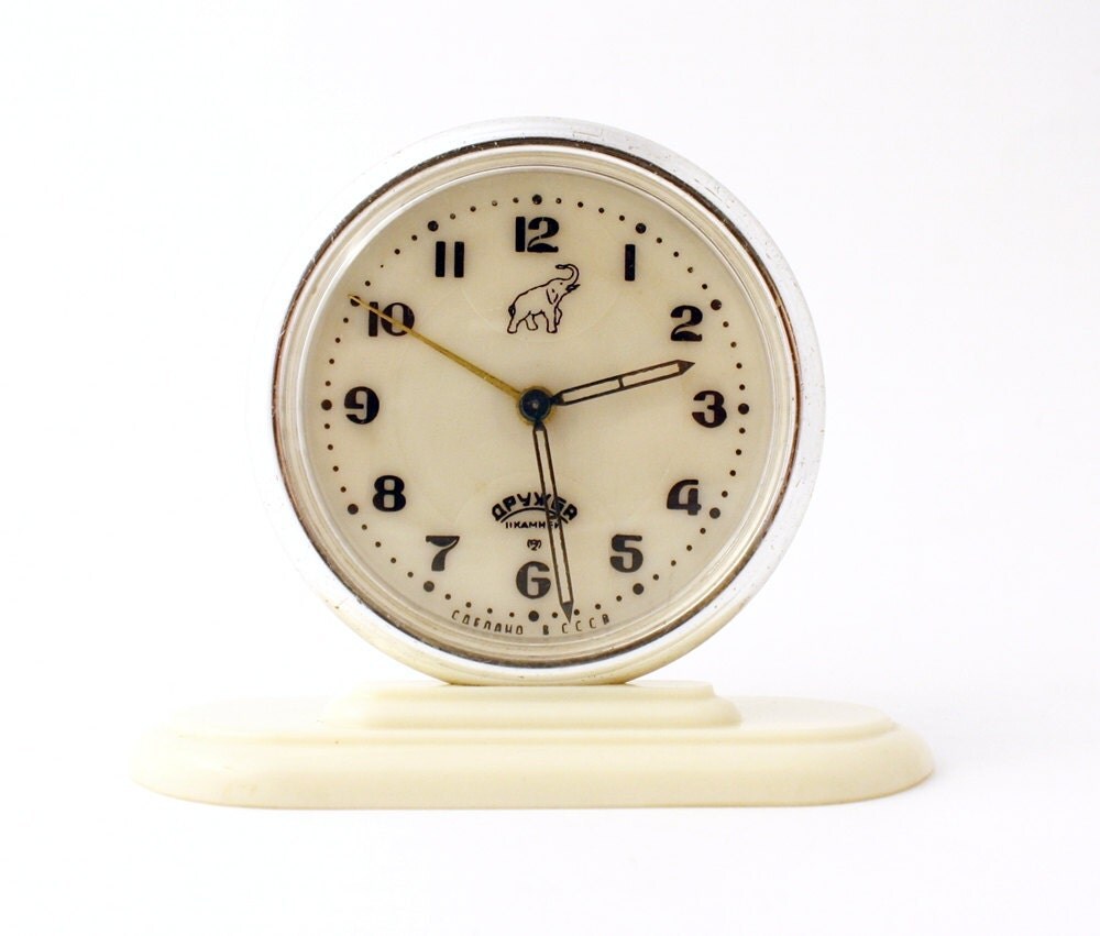 RARE Vintage mechanical alarm clock Druzba/Friendship from