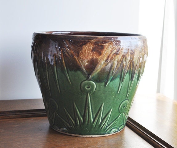 Vintage McCoy Majolica Jardiniere Large Green Planter