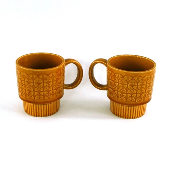 Vintage Coffee Mugs. Mustard Bamboo Amber Yellow. Autumn.