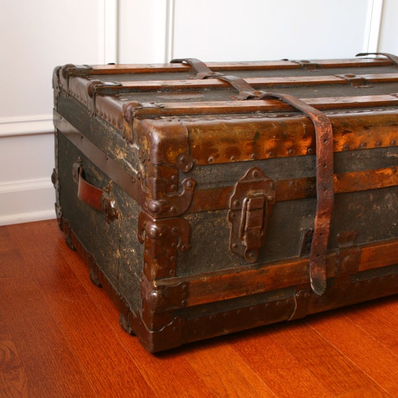 Huge Antique Steamer Trunk. Coffee Table. Flat Top. Canvas.