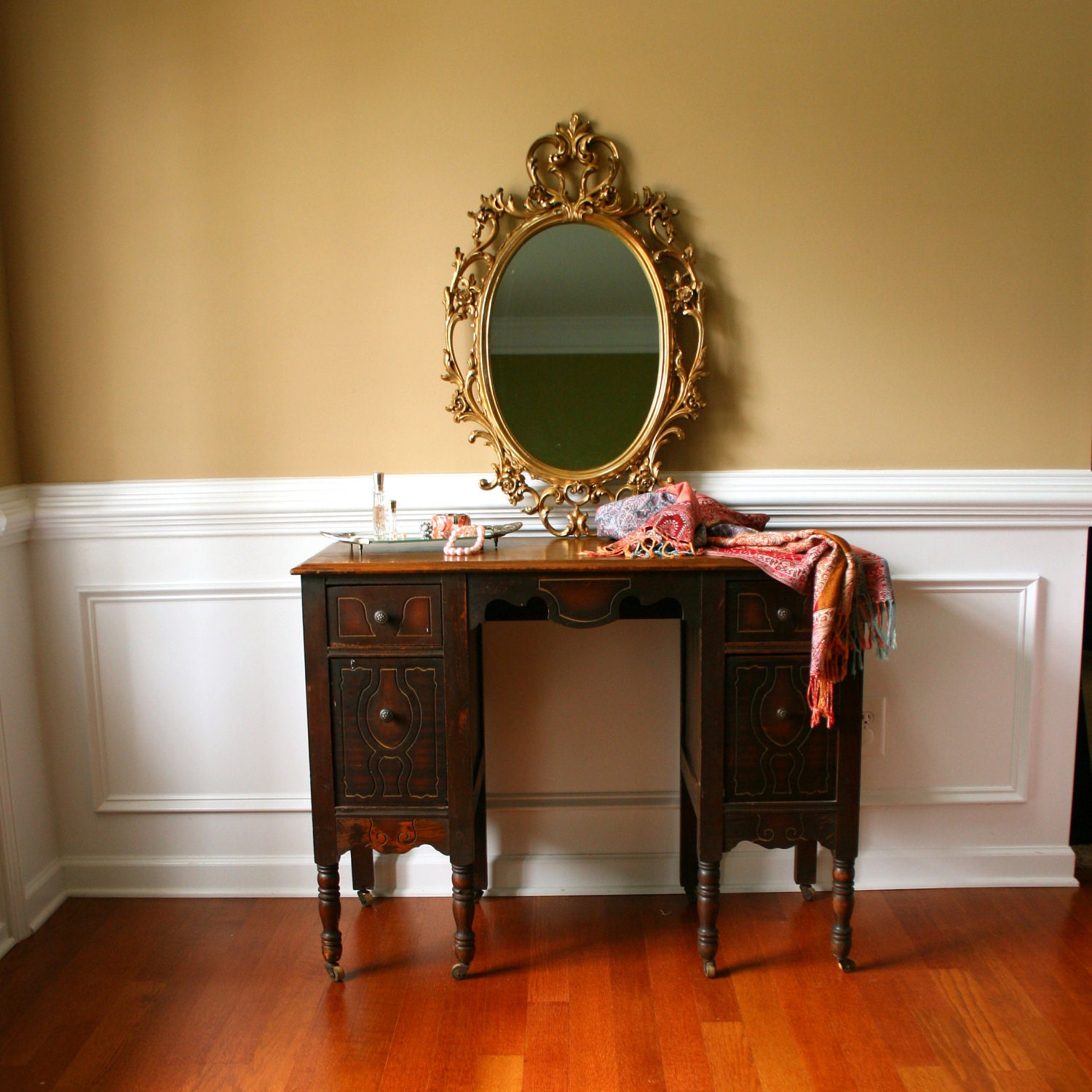 Vintage Vanity Desk 55