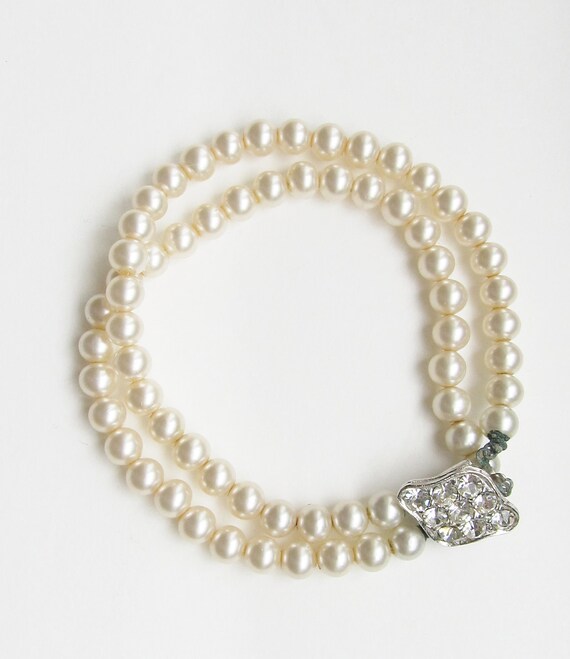 Vintage 1950's Creme Faux Pearl Bracelet MARVELLA by JLVintage