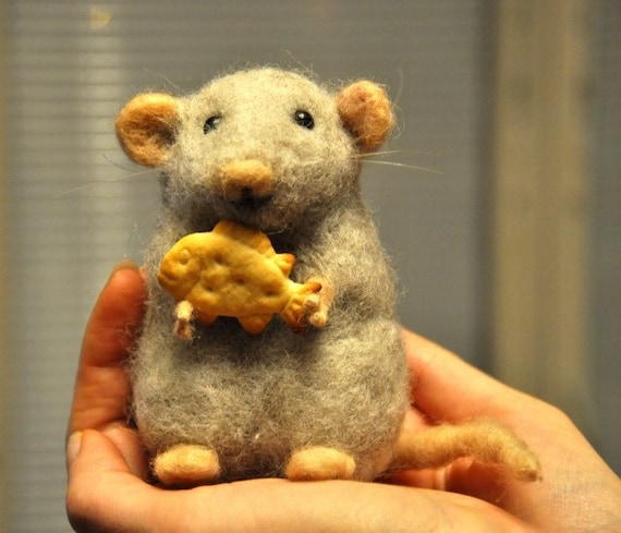 Handmade Needle Felted Wool Mouse