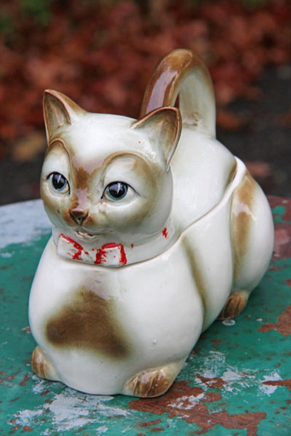 norcrest siamese cat figurines