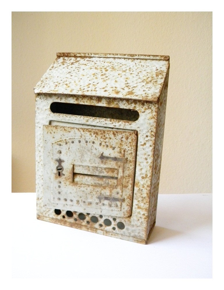 Retro Letter Box