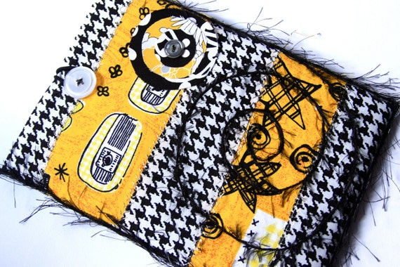 Kindle/Nook Cover - Retro Yellow Print with Black and White Houndstooth Il_570xn