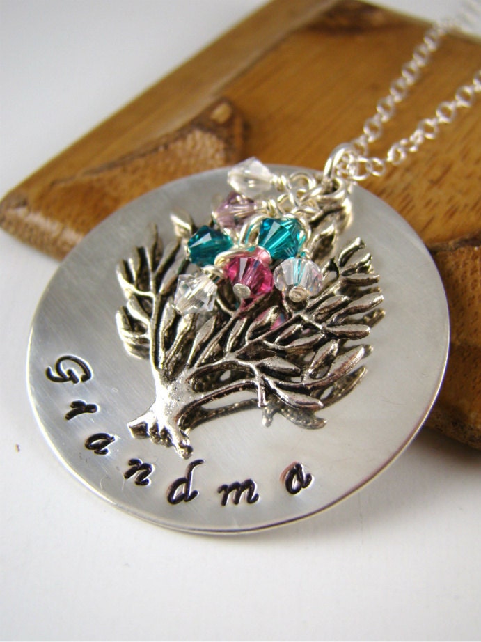 Personalized Grandma Gift Necklace Custom Family Tree Pendant