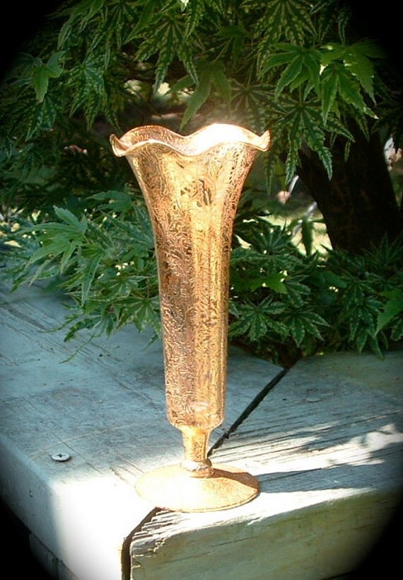 Vintage 22 Karat Gold Glastonbury Lotus Glass Vase.