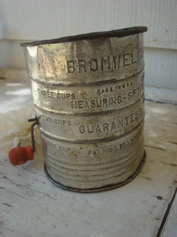 Vintage Bromwell's Flour Sifter