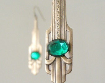 Emerald Earrings - Vintage Brass jewelry - Art Deco Earrings - Emerald Green Earrings - Vintage Jewelry - May Birthstone -handmade jewelry