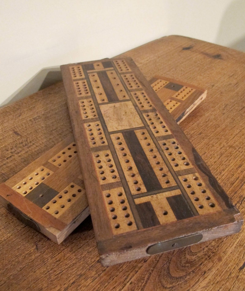 Vintage Wooden Inlaid Cribbage Board