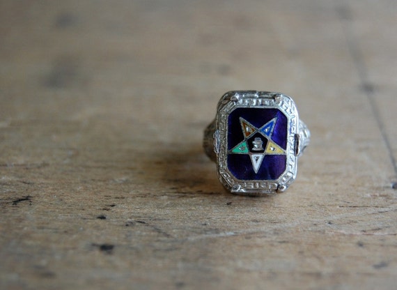 vintage filigree ring / 1930s jewelry / EASTERN STAR