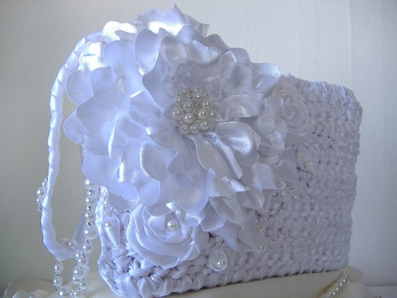 white flower clutch